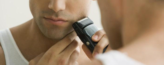 How To Use An Electric Razor Without Irritation